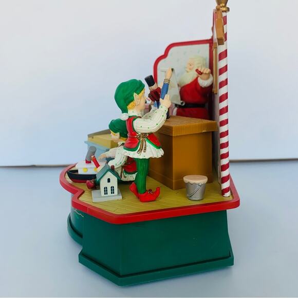 Vintage Animated Musical Santa's Workshop - Picture 13 of 15